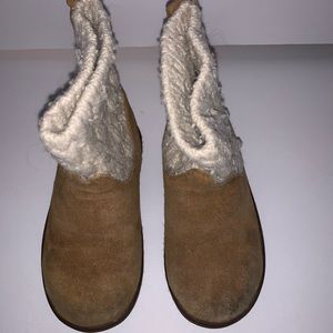 ✏️Little girls Ugg boots